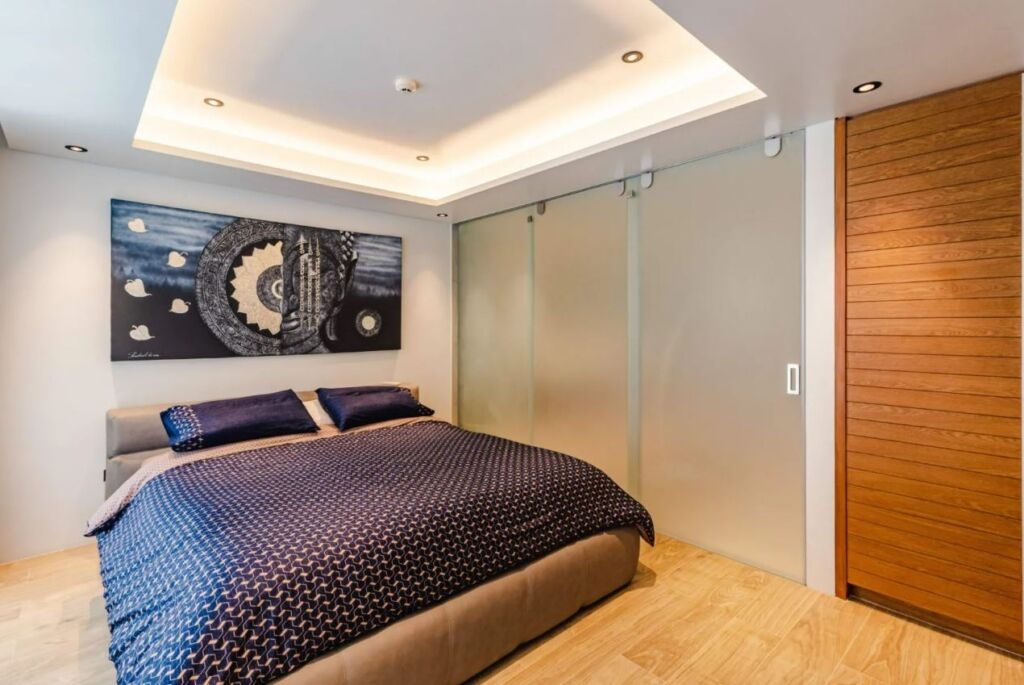 Bluepoint Condominium