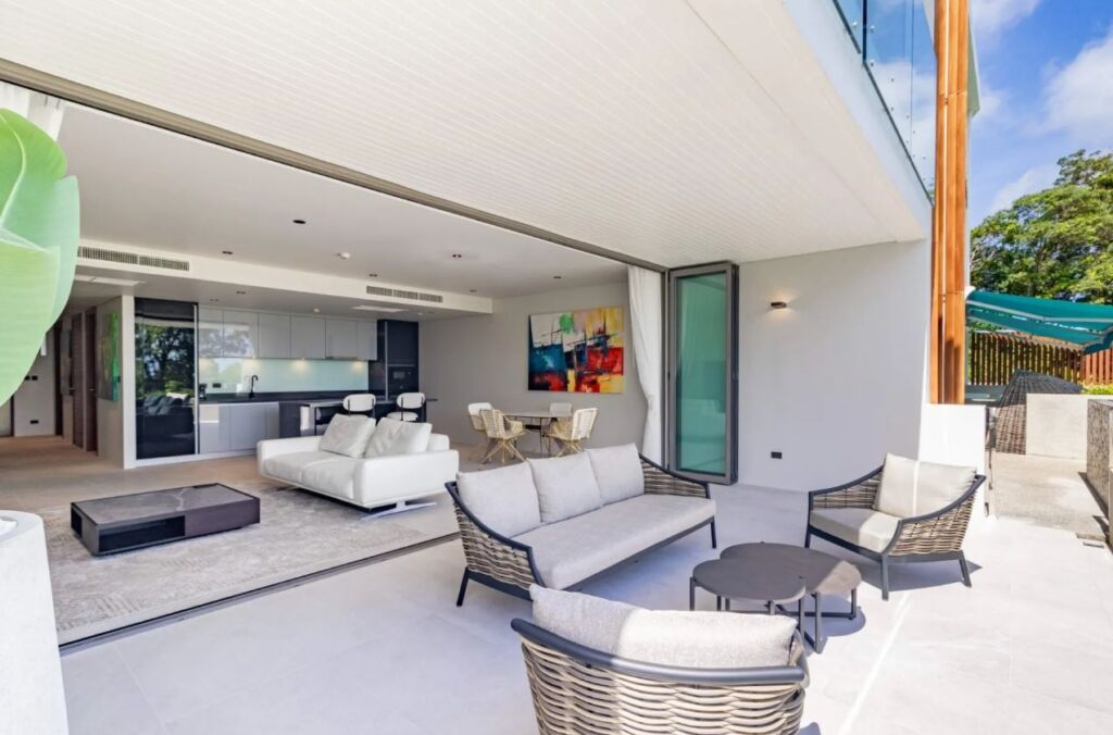 Bluepoint Condominium