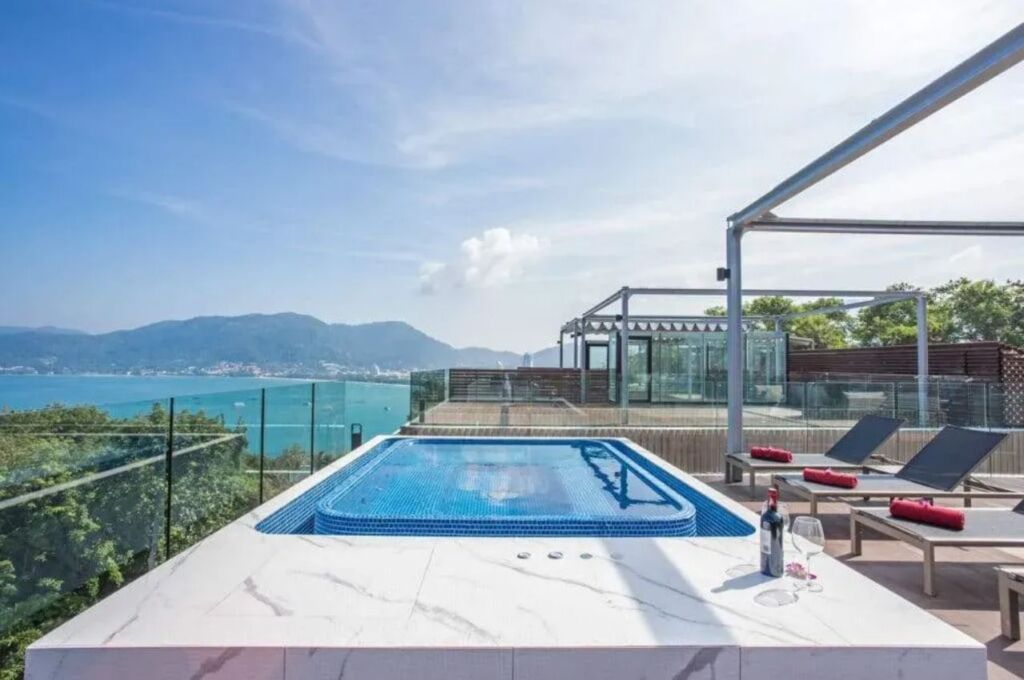 Bluepoint Condominium