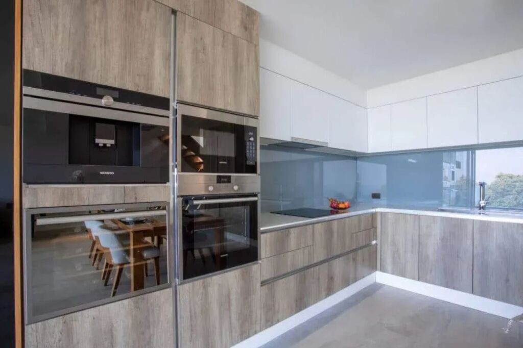 Bluepoint Condominium