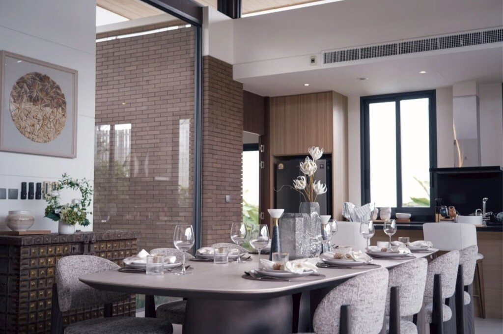 Boat Avenue Residence