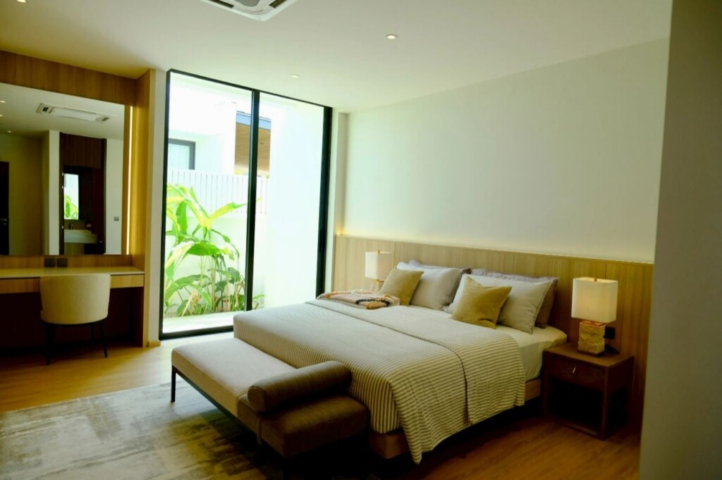 Boat Avenue Residence