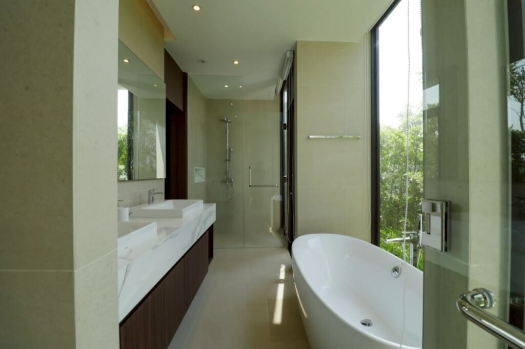Boat Avenue Residence