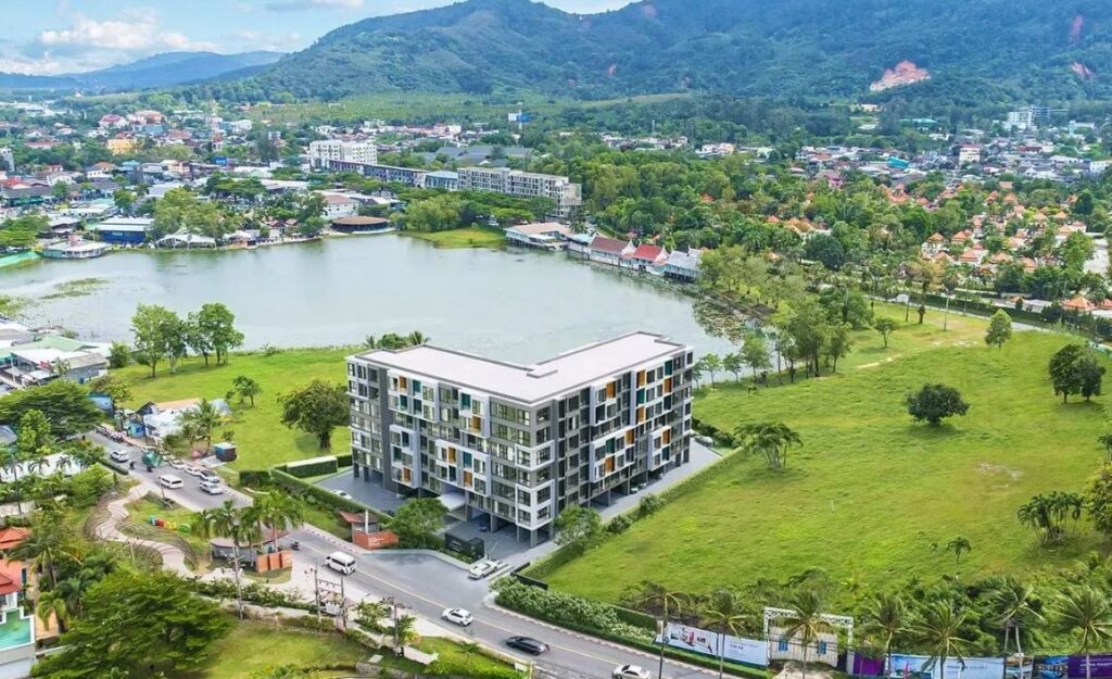 Laguna Lakeside