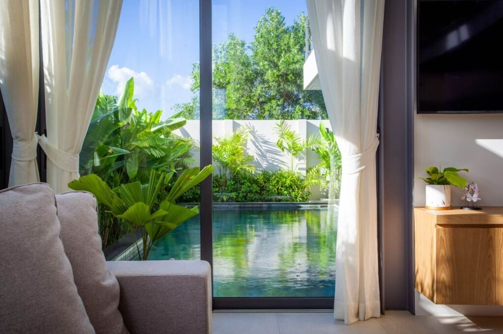 Riverhouse
