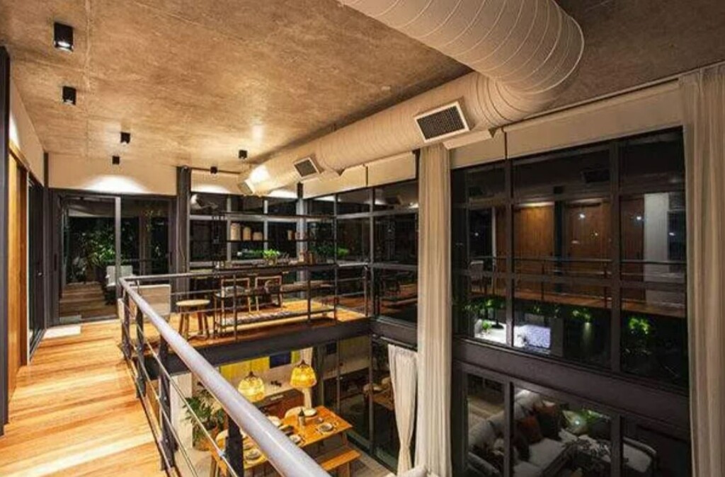 Riverhouse