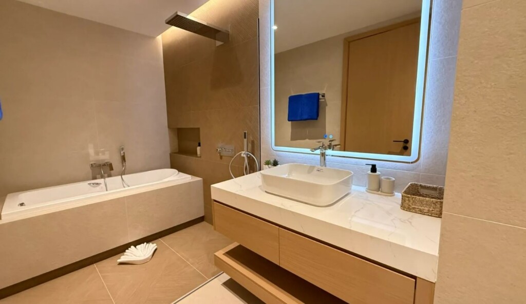 Surin Top Condominium